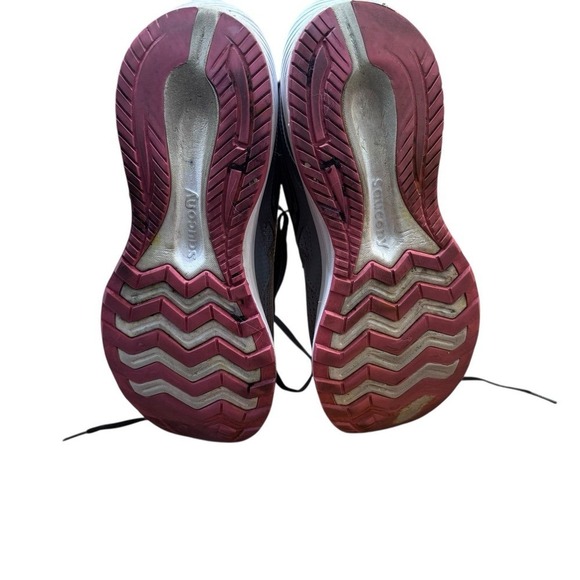 Saucony Cohesion 15 Women\'s Running Shoes Gray Pink Athletic Sneakers Size 10.5